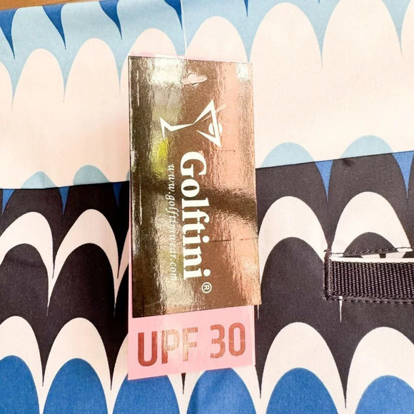 Golftini Women's  17.5” Beachy Waves Golf Skort - Picture 5 of 5